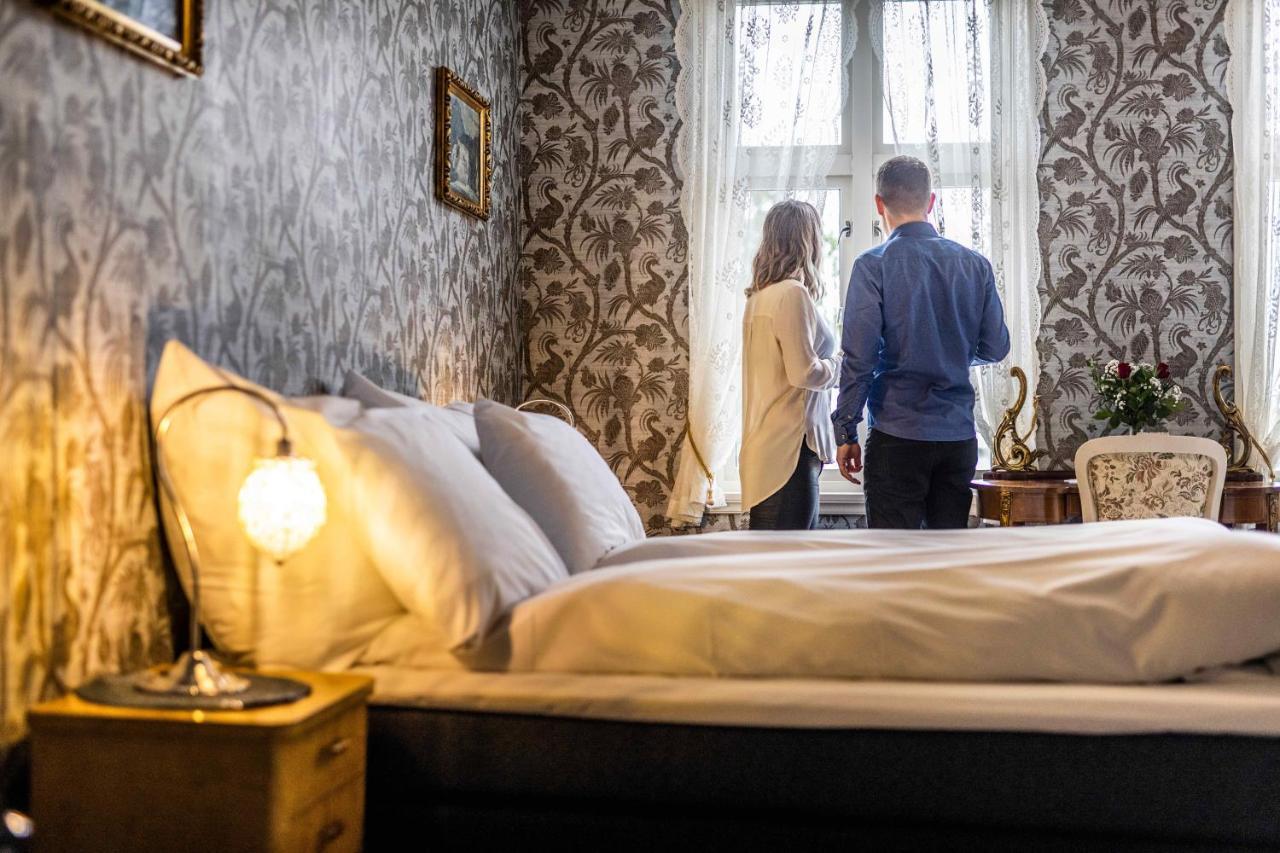Gloppen Hotell - By Classic Norway Hotels Sandane Exteriör bild