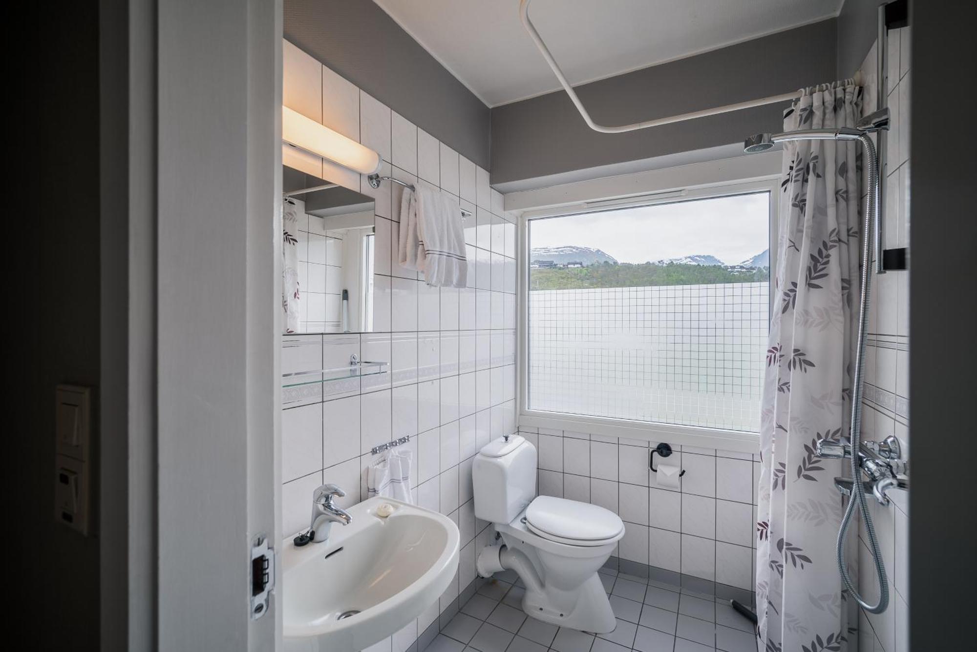 Gloppen Hotell - By Classic Norway Hotels Sandane Rum bild